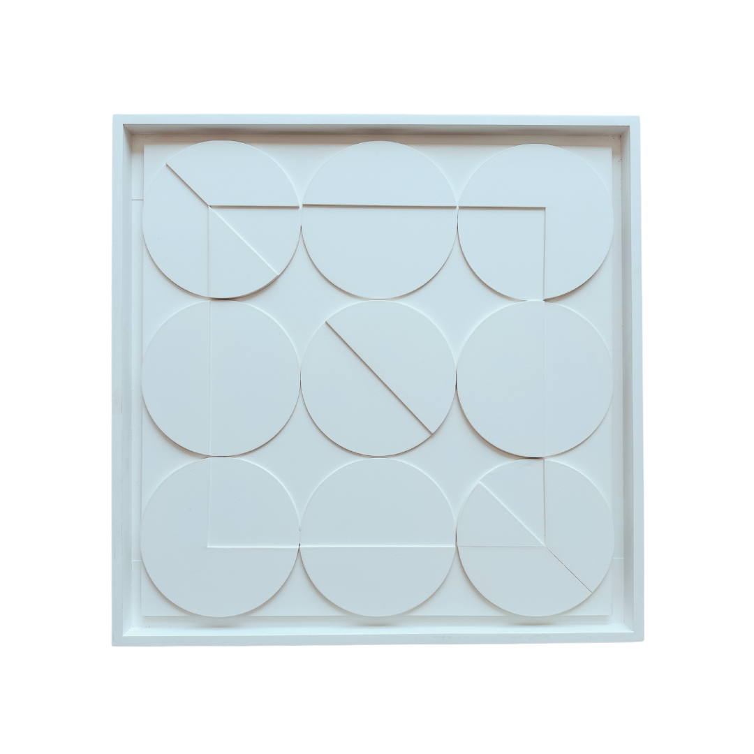 9 White Circles 600 mm x 600 mm)